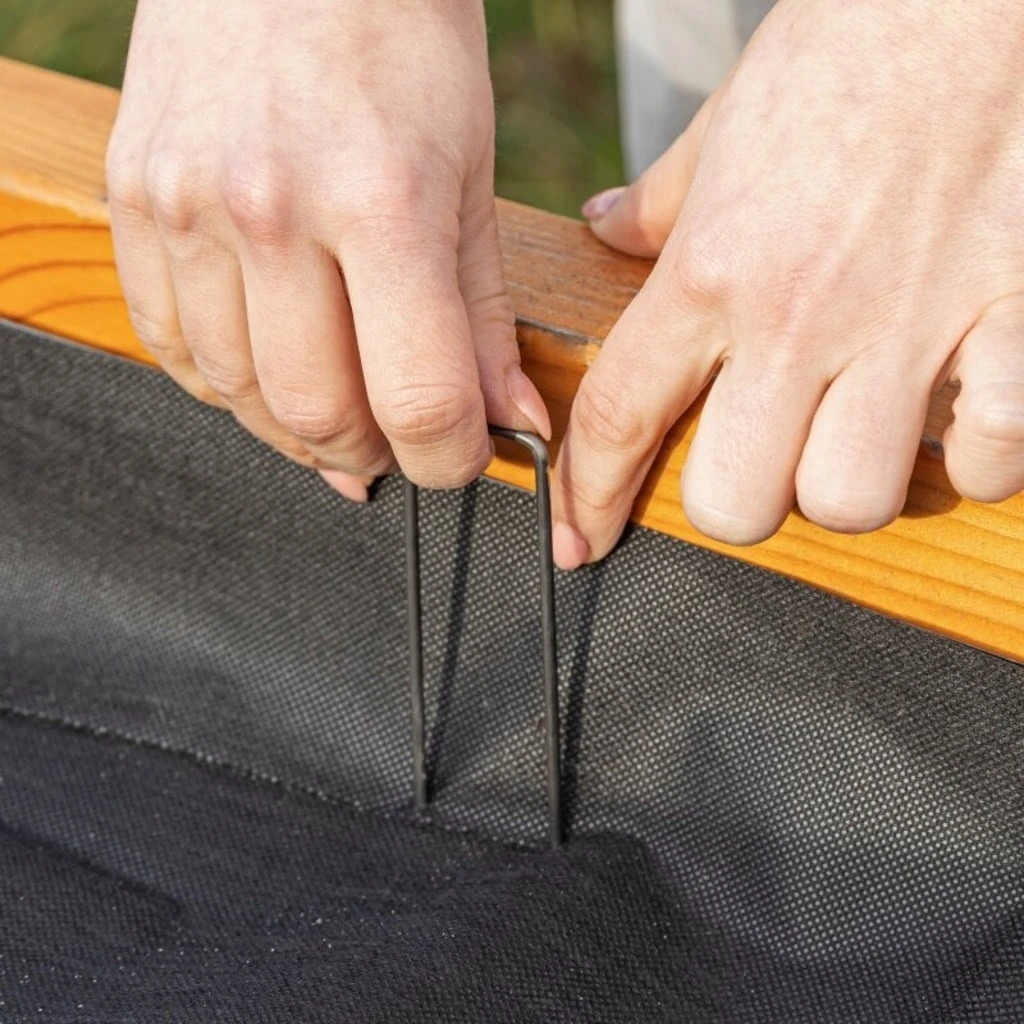 Ancoraggi A Terra Per Telo Protettivo 1 Ancoraggi A Terra Per Telo Protettivo