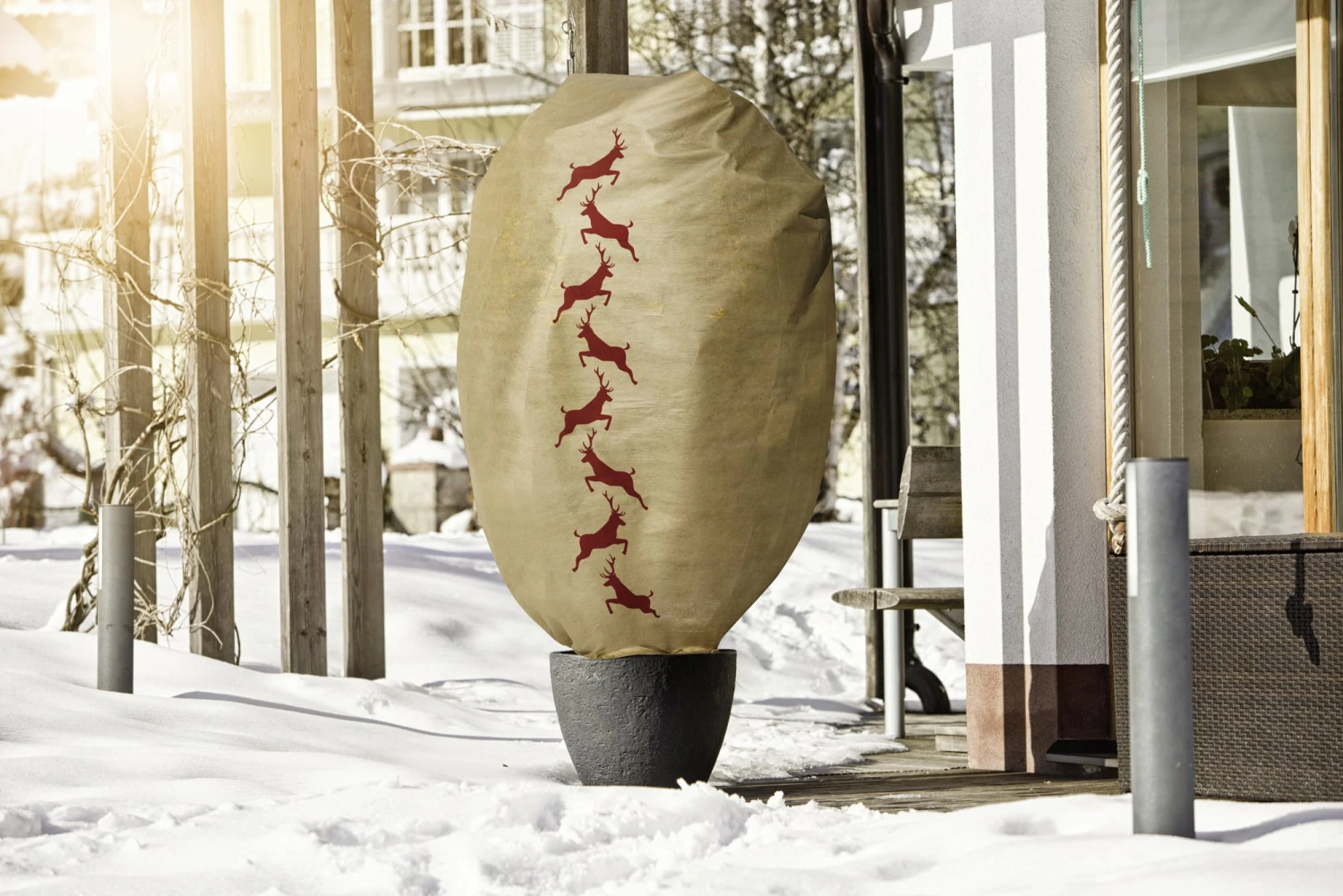 Windhager Cappuccio Invernale Decorativo - Protect, 1,4 X 2 M, Cervo 4 Windhager Cappuccio Invernale Decorativo - Protect, 1,4 X 2 M, Cervo - immagine 4